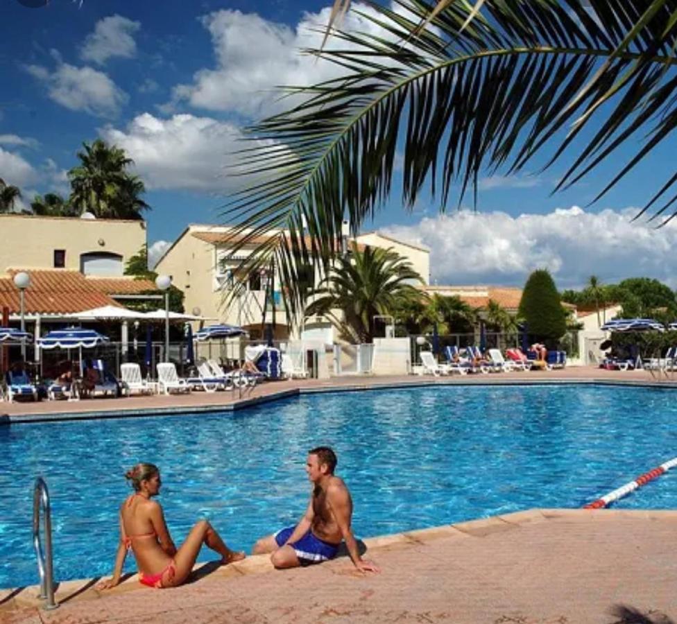 Résidence de standing avec piscine chauffée Agde Extérieur photo
